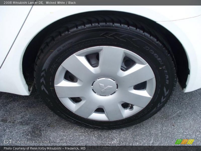Wicked White / Black 2008 Mitsubishi Lancer DE
