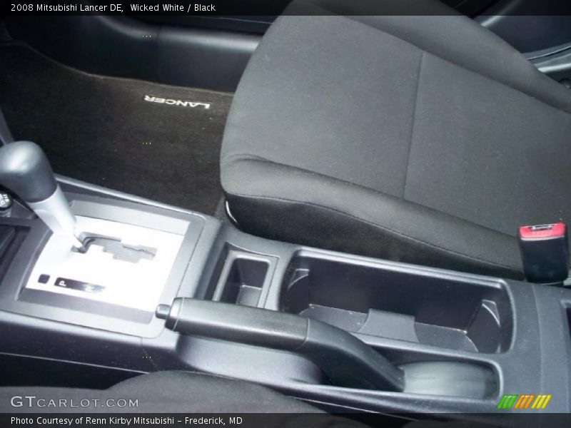 Wicked White / Black 2008 Mitsubishi Lancer DE