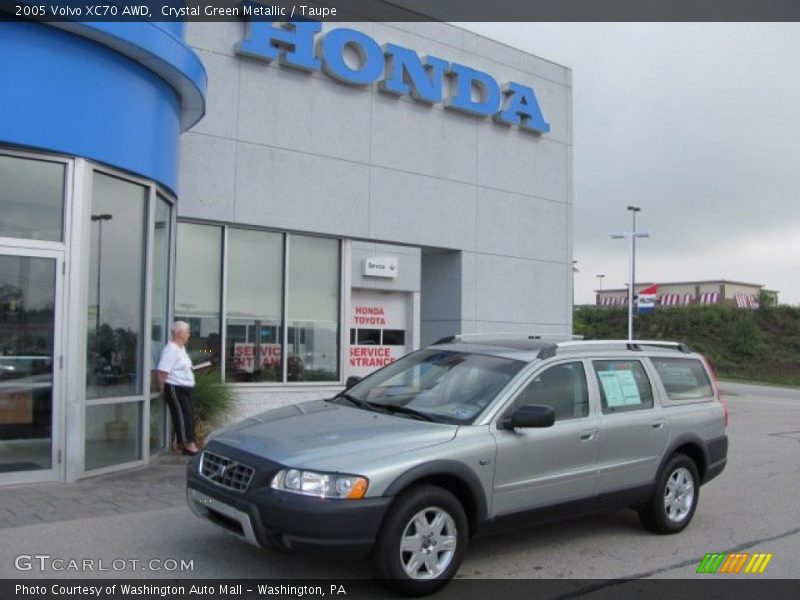 Crystal Green Metallic / Taupe 2005 Volvo XC70 AWD