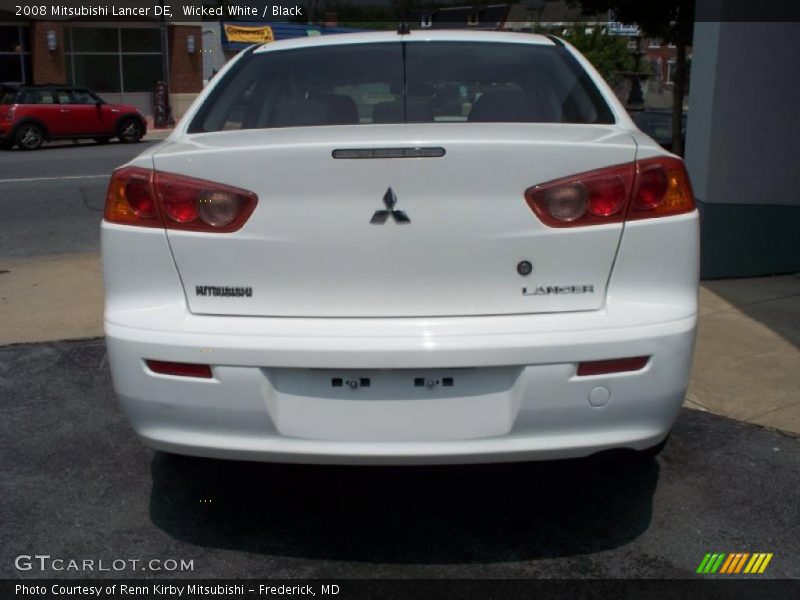 Wicked White / Black 2008 Mitsubishi Lancer DE