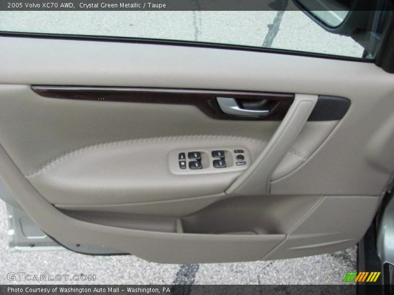Crystal Green Metallic / Taupe 2005 Volvo XC70 AWD
