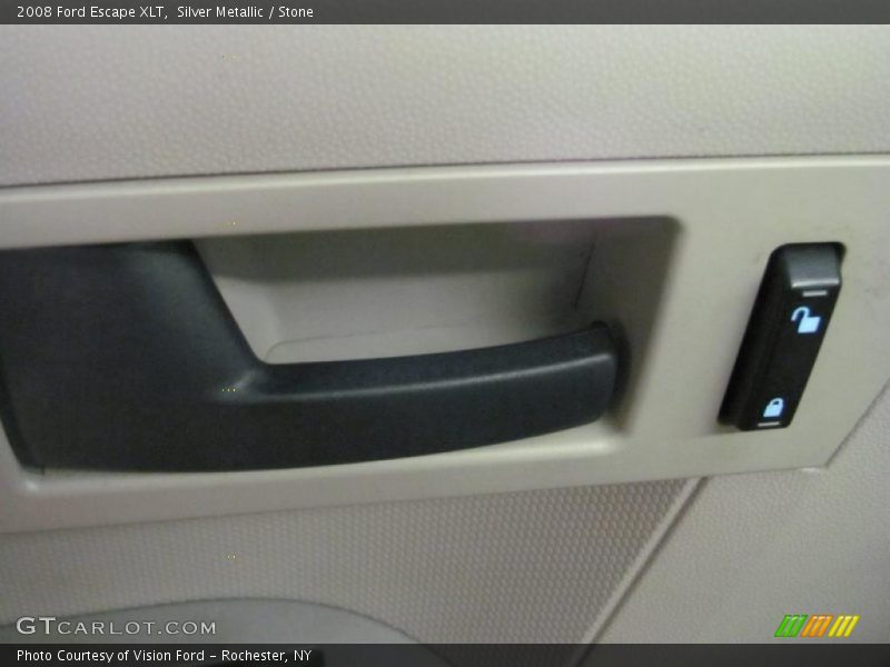 Silver Metallic / Stone 2008 Ford Escape XLT