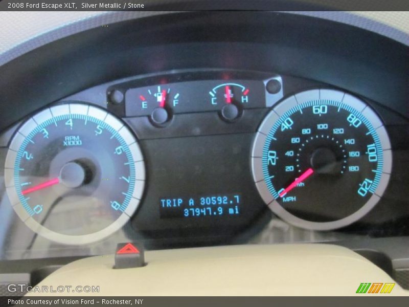 Silver Metallic / Stone 2008 Ford Escape XLT