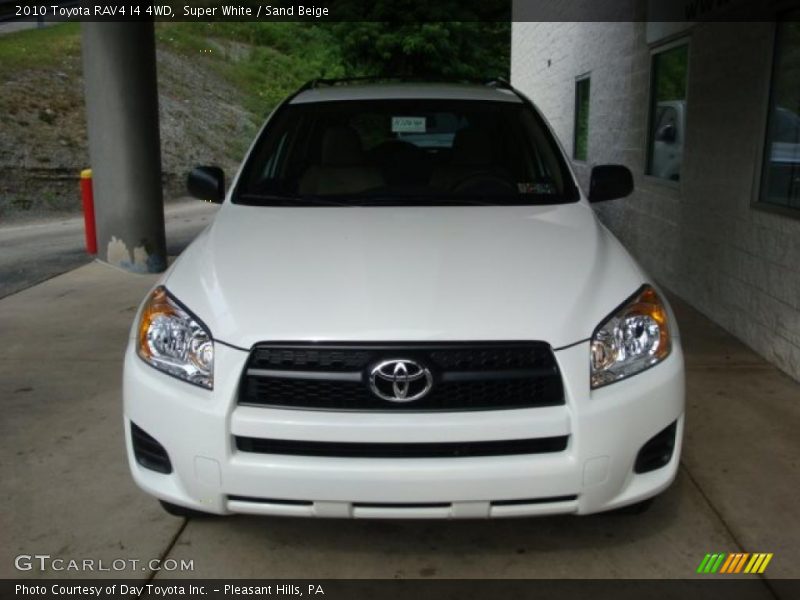 Super White / Sand Beige 2010 Toyota RAV4 I4 4WD