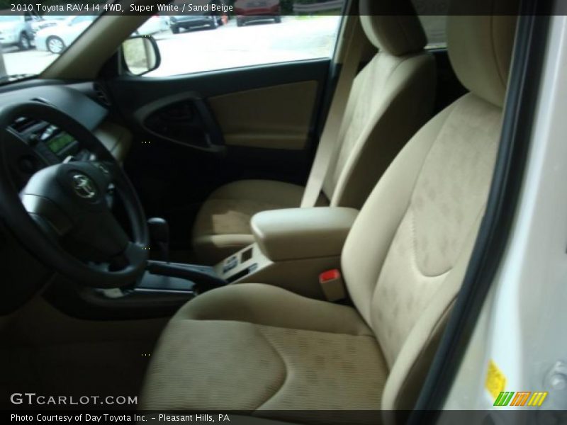 Super White / Sand Beige 2010 Toyota RAV4 I4 4WD