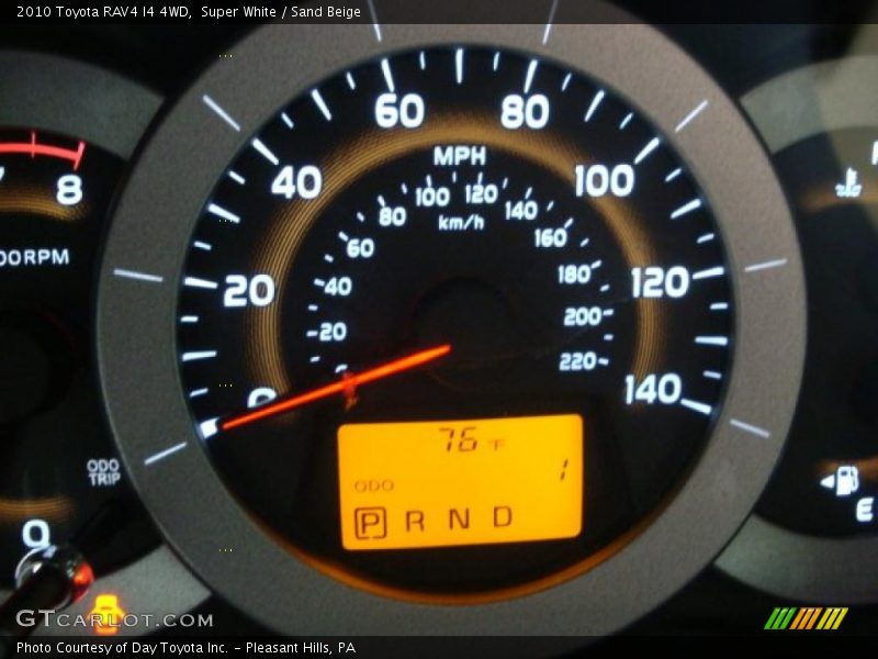 Super White / Sand Beige 2010 Toyota RAV4 I4 4WD