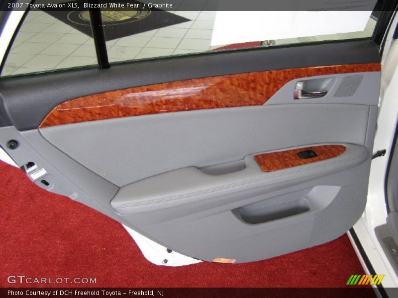 Blizzard White Pearl / Graphite 2007 Toyota Avalon XLS