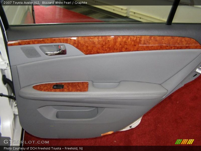 Blizzard White Pearl / Graphite 2007 Toyota Avalon XLS