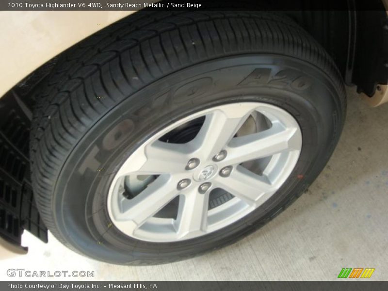 Sandy Beach Metallic / Sand Beige 2010 Toyota Highlander V6 4WD