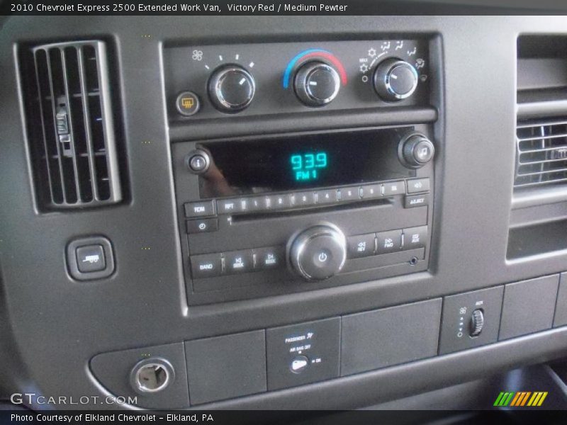 Victory Red / Medium Pewter 2010 Chevrolet Express 2500 Extended Work Van