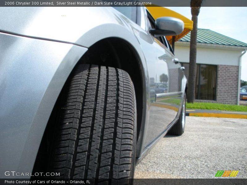 Silver Steel Metallic / Dark Slate Gray/Light Graystone 2006 Chrysler 300 Limited