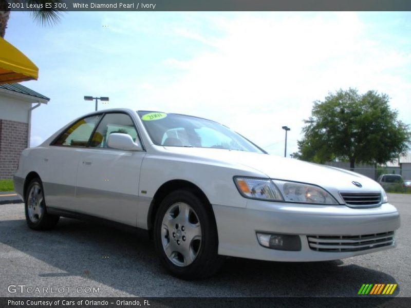 White Diamond Pearl / Ivory 2001 Lexus ES 300