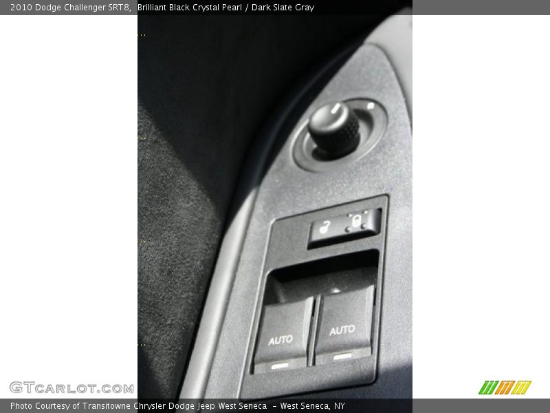 Brilliant Black Crystal Pearl / Dark Slate Gray 2010 Dodge Challenger SRT8