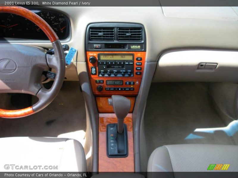 White Diamond Pearl / Ivory 2001 Lexus ES 300