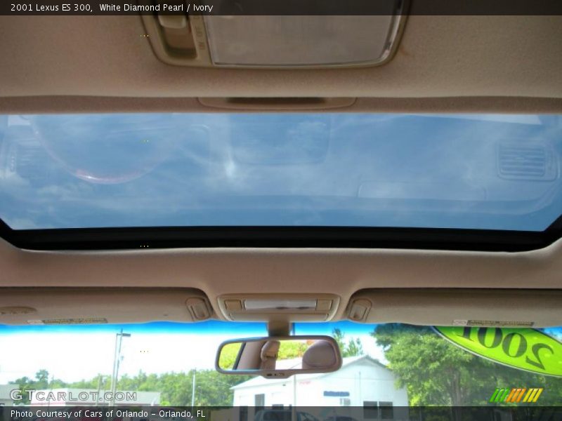 White Diamond Pearl / Ivory 2001 Lexus ES 300