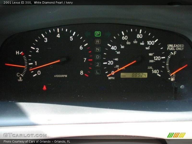 White Diamond Pearl / Ivory 2001 Lexus ES 300