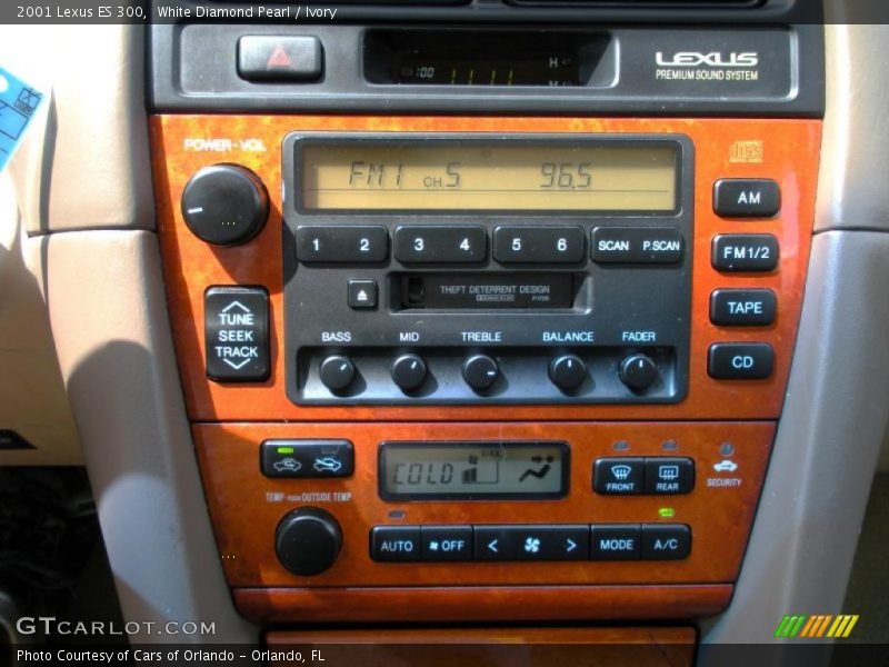 White Diamond Pearl / Ivory 2001 Lexus ES 300