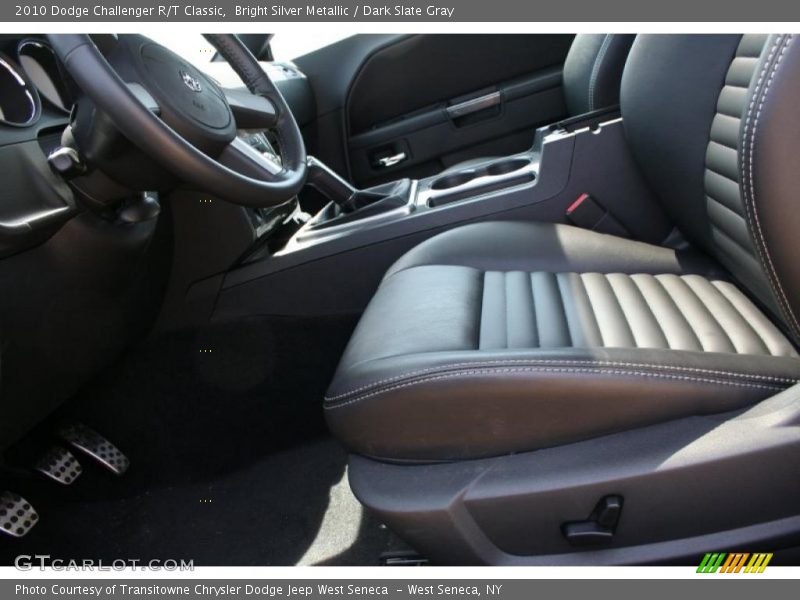 Bright Silver Metallic / Dark Slate Gray 2010 Dodge Challenger R/T Classic