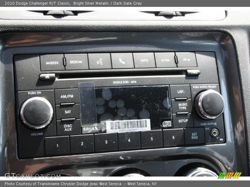 Bright Silver Metallic / Dark Slate Gray 2010 Dodge Challenger R/T Classic