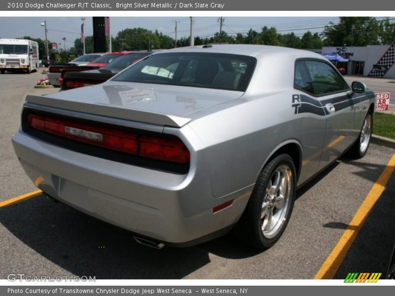 Bright Silver Metallic / Dark Slate Gray 2010 Dodge Challenger R/T Classic