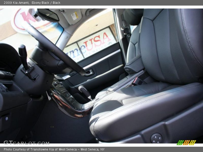 Ebony Black / Black 2009 Kia Amanti
