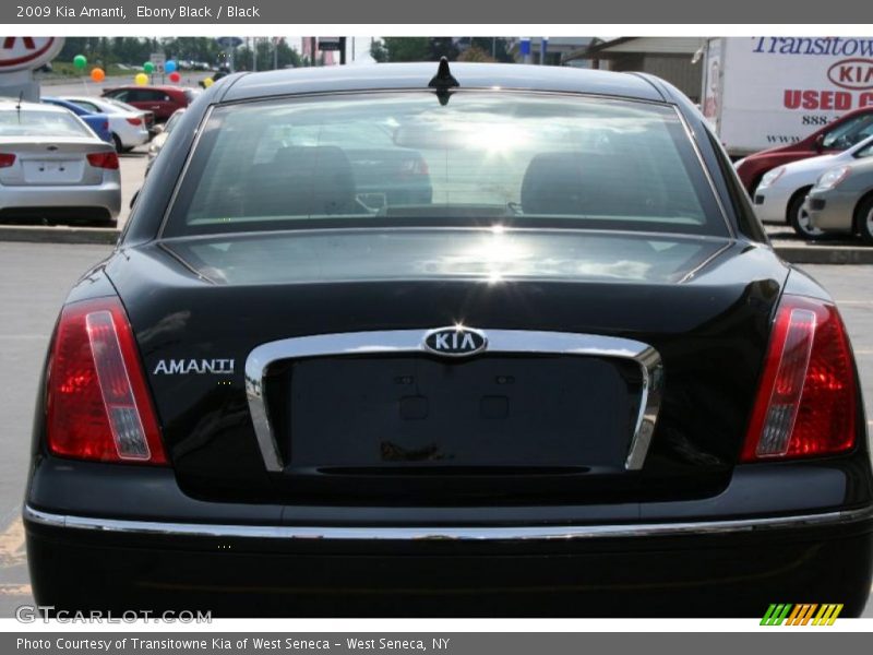Ebony Black / Black 2009 Kia Amanti