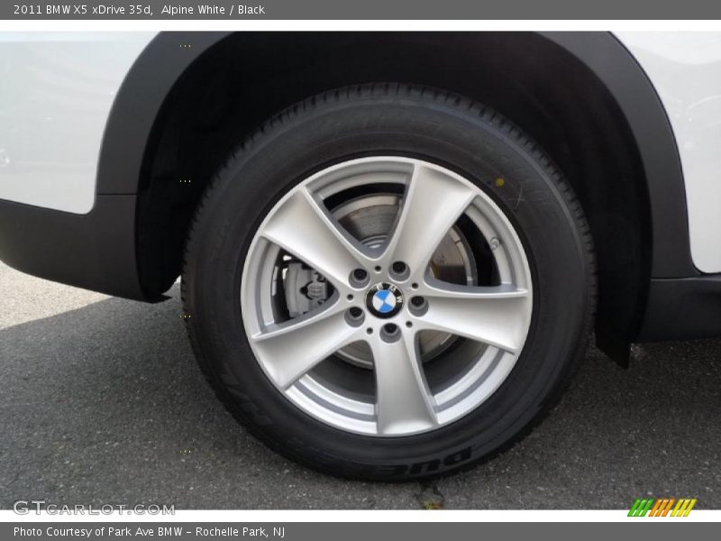 Alpine White / Black 2011 BMW X5 xDrive 35d