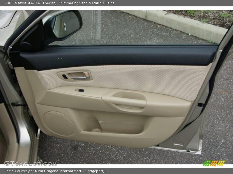 Shimmering Sand Metallic / Beige 2005 Mazda MAZDA3 i Sedan