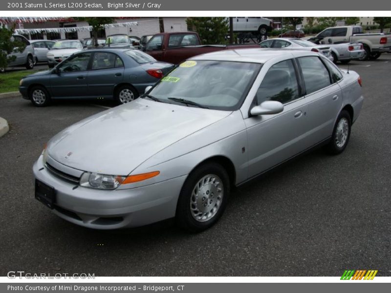 Bright Silver / Gray 2001 Saturn L Series L200 Sedan