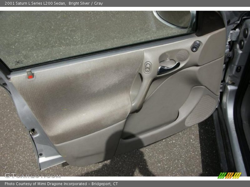 Bright Silver / Gray 2001 Saturn L Series L200 Sedan