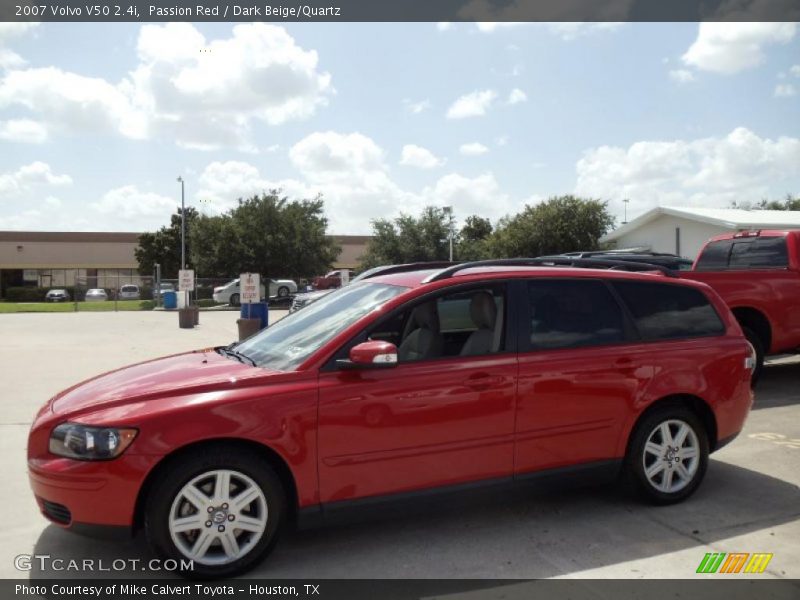 Passion Red / Dark Beige/Quartz 2007 Volvo V50 2.4i