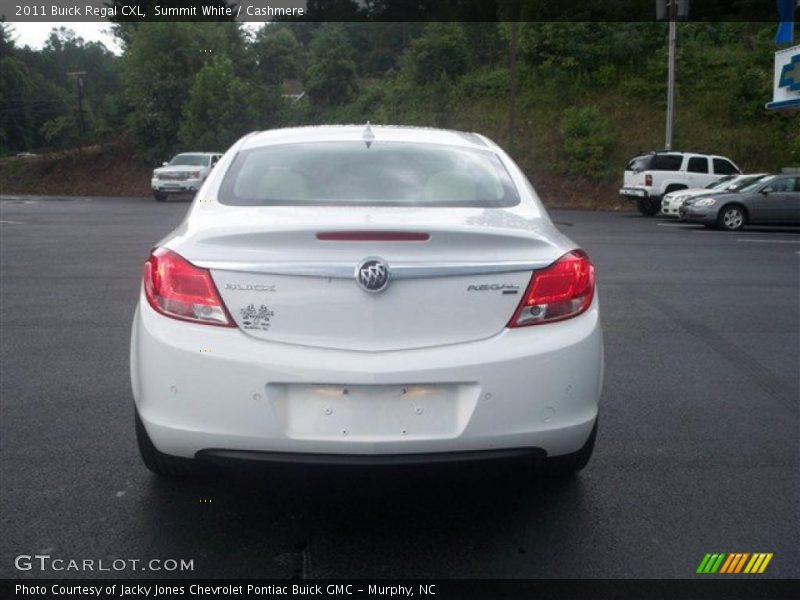Summit White / Cashmere 2011 Buick Regal CXL