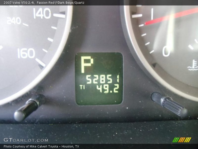 Passion Red / Dark Beige/Quartz 2007 Volvo V50 2.4i