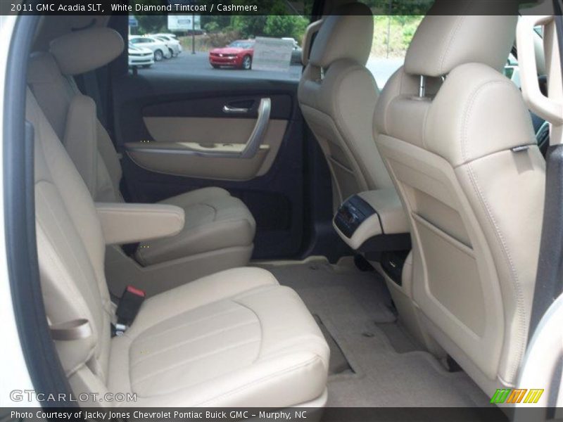 White Diamond Tintcoat / Cashmere 2011 GMC Acadia SLT