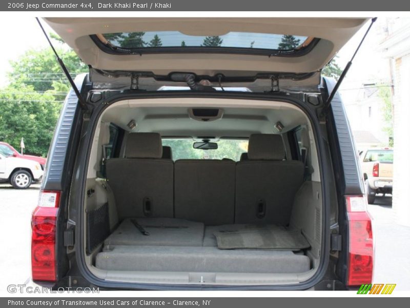 Dark Khaki Pearl / Khaki 2006 Jeep Commander 4x4