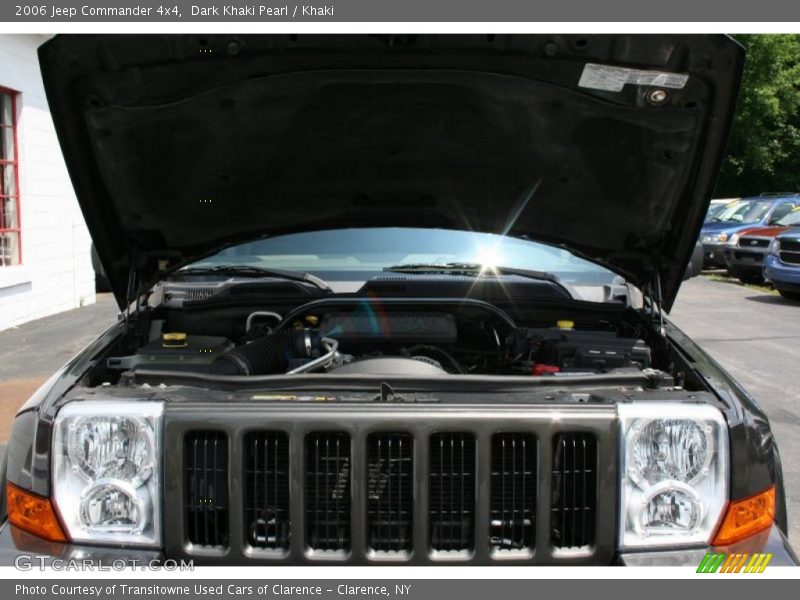 Dark Khaki Pearl / Khaki 2006 Jeep Commander 4x4