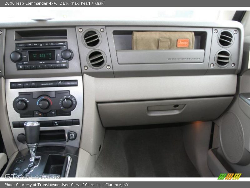 Dark Khaki Pearl / Khaki 2006 Jeep Commander 4x4