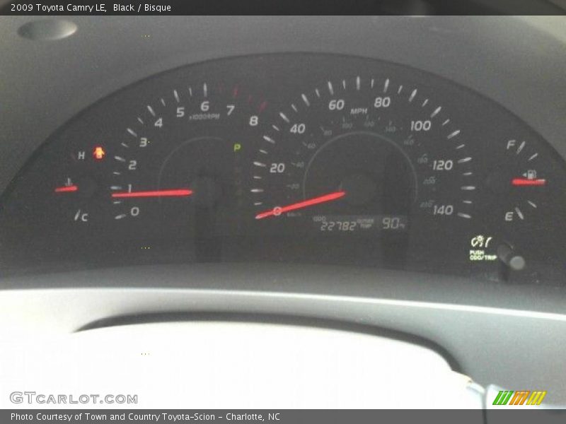 Black / Bisque 2009 Toyota Camry LE