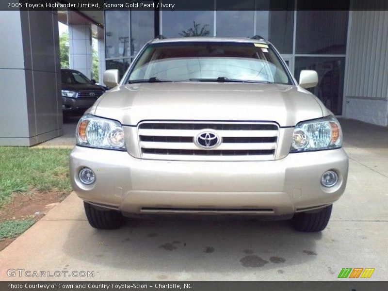 Sonora Gold Pearl / Ivory 2005 Toyota Highlander Limited