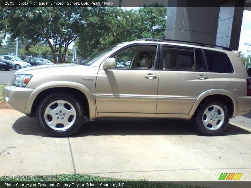 Sonora Gold Pearl / Ivory 2005 Toyota Highlander Limited