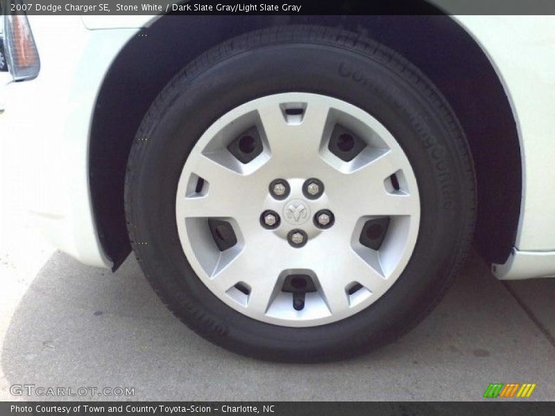 Stone White / Dark Slate Gray/Light Slate Gray 2007 Dodge Charger SE