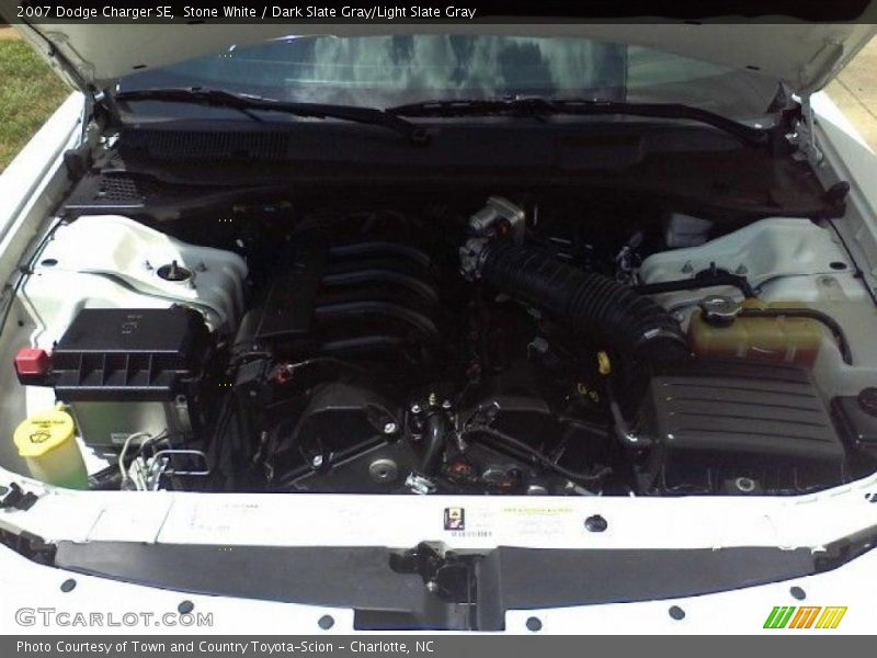 Stone White / Dark Slate Gray/Light Slate Gray 2007 Dodge Charger SE