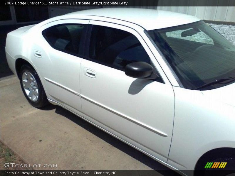 Stone White / Dark Slate Gray/Light Slate Gray 2007 Dodge Charger SE