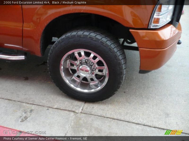 Black / Medium Graphite 2000 Ford Excursion Limited 4x4