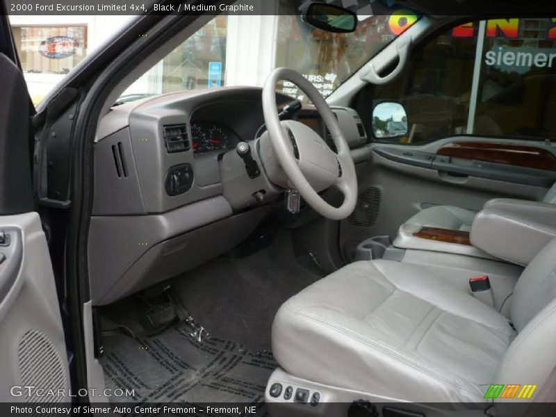 Black / Medium Graphite 2000 Ford Excursion Limited 4x4