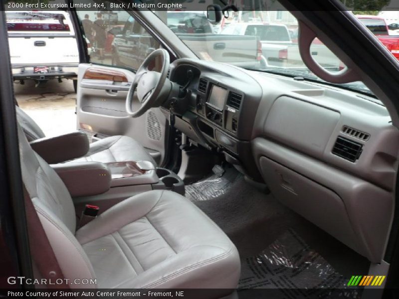 Black / Medium Graphite 2000 Ford Excursion Limited 4x4