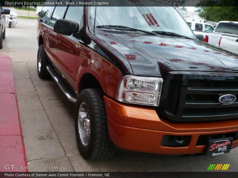 Black / Medium Graphite 2000 Ford Excursion Limited 4x4