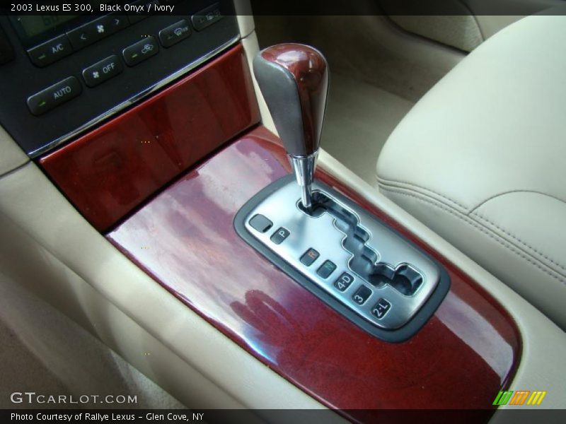 Black Onyx / Ivory 2003 Lexus ES 300