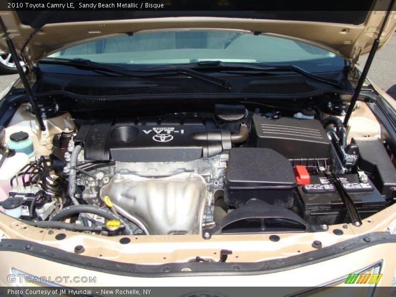 Sandy Beach Metallic / Bisque 2010 Toyota Camry LE