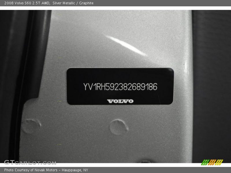 Silver Metallic / Graphite 2008 Volvo S60 2.5T AWD